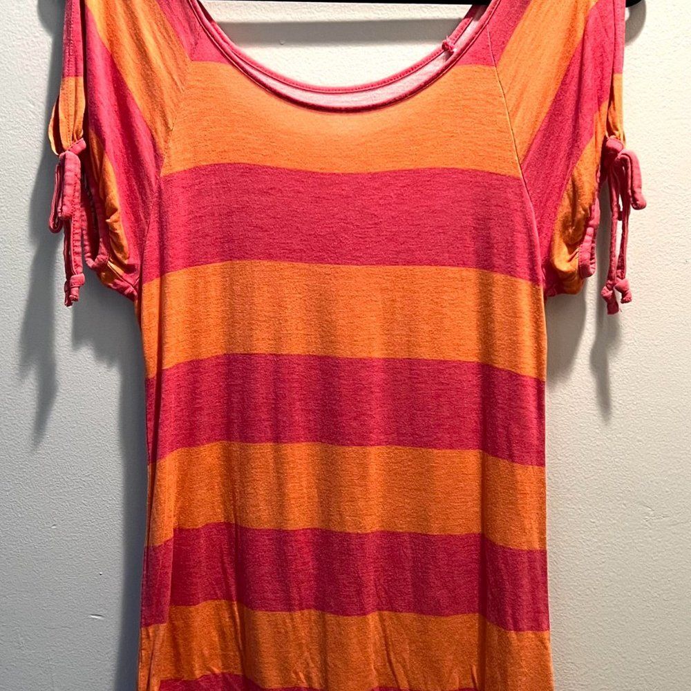 a.n.a A New Approach Women’s Petite Small Orange Pink Stripe Top Bow Sleeve